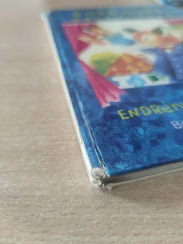 Endrényi Magda – Fésüs Éva: Róka Móka bábszínháza (sérült, antikvár)