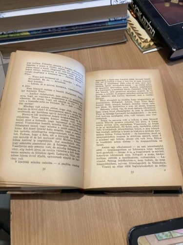 Maxim Gorkij: Gyónás (antikvár)